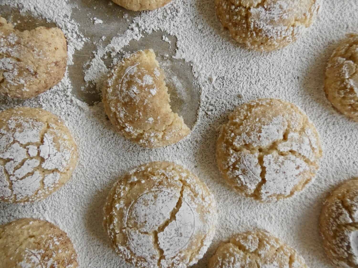 Snickerdoodle Amaretti Cookies - Half the Sugar