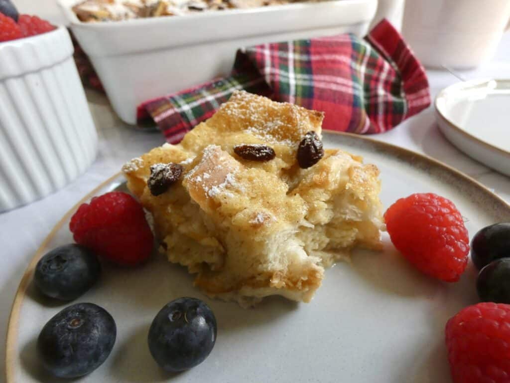 slice of easy bread pudding